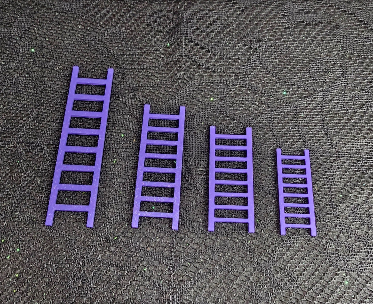 Tiny 3-D printed Ladders for Jumping Spider Enclosures