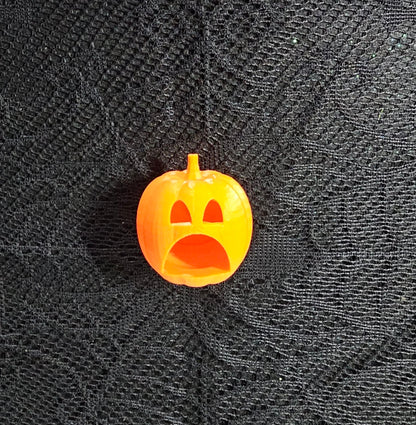 Magnetic Pumpkin Jack-O-Lantern Hide for Jumping Spiders or arboreal Tarantula Slings/Juveniles